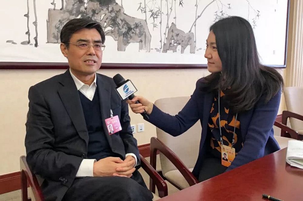 當好能源轉(zhuǎn)型與清潔發(fā)展排頭兵——訪全國政協(xié)委員，中國華能集團有限公司董事長、黨組書記舒印彪