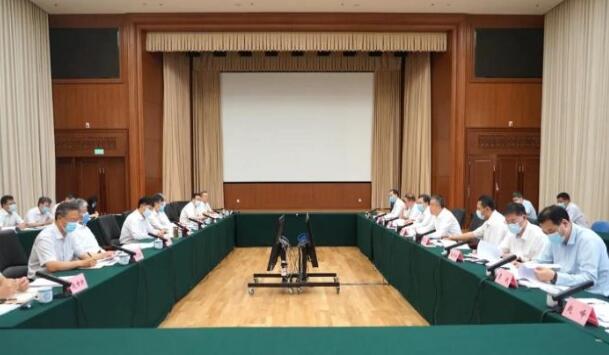 雷鳴山、王琳拜會(huì)生態(tài)環(huán)境部黨組書(shū)記孫金龍、部長(zhǎng)黃潤(rùn)秋