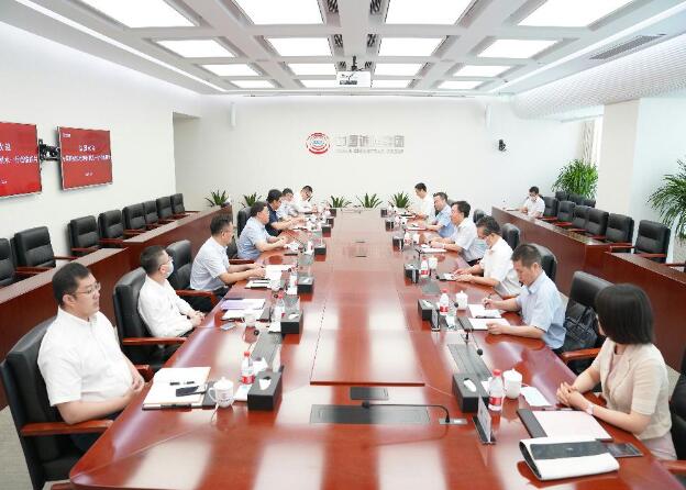 中國能建總經(jīng)理、黨委副書記孫洪水拜訪中國誠通董事長朱碧新