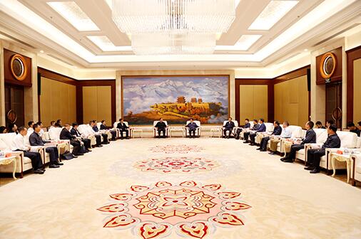 國(guó)家電網(wǎng)董事長(zhǎng)、黨組書(shū)記毛偉明拜會(huì)甘肅省委書(shū)記林鐸、省長(zhǎng)唐仁健