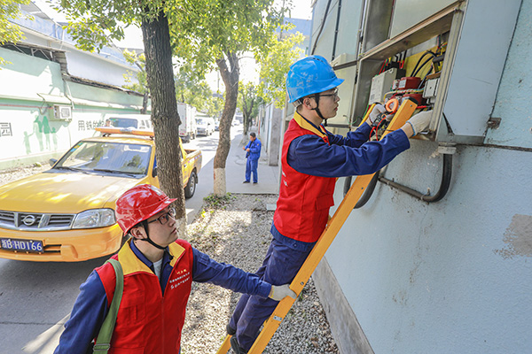 國網(wǎng)寧波市鄞州區(qū)供電公司：電力護(hù)航讓“陽光”成為村民致富的“聚寶盆”