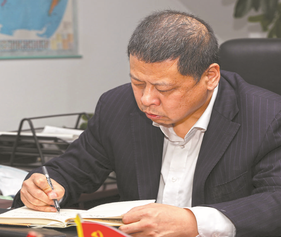 【國(guó)家電網(wǎng)公司特等勞?！客?波