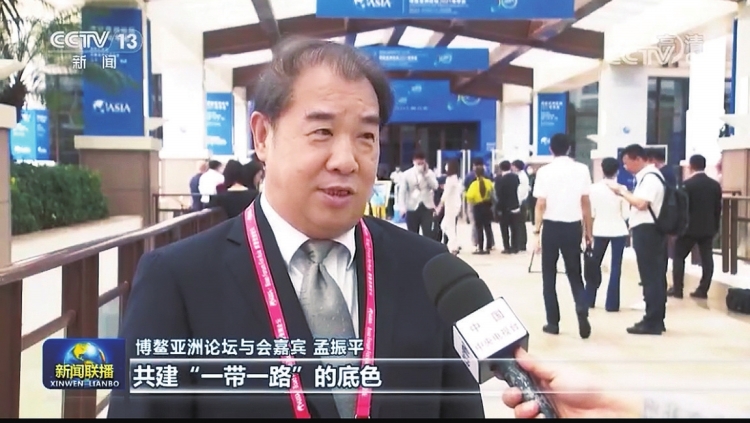 南方電網(wǎng)公司董事長、黨組書記孟振平接受央視《新聞聯(lián)播》采訪