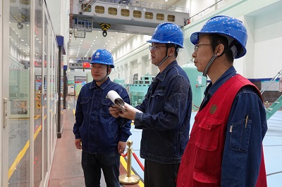 國網(wǎng)劉家峽水電廠節(jié)日保電，我在光明源頭堅守