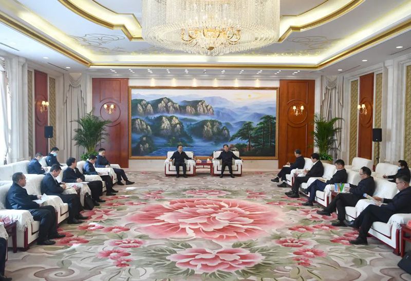 鄒磊拜會(huì)寧夏回族自治區(qū)黨委書(shū)記、人大常委會(huì)主任陳潤(rùn)兒