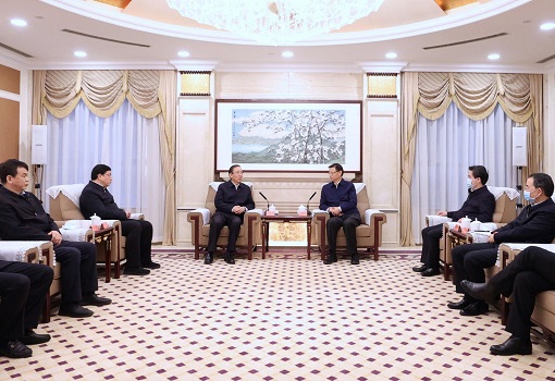 國家電網(wǎng)董事長辛保安、總經(jīng)理張智剛與江蘇省省長許昆林舉行會談