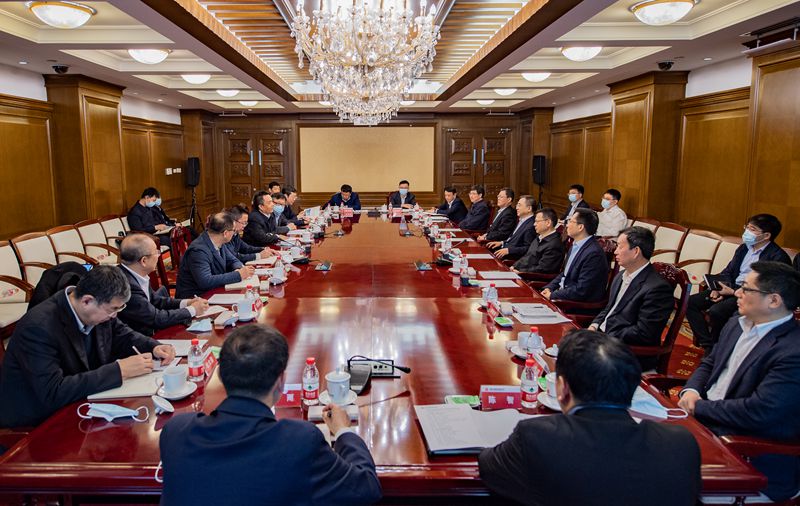 鄒磊、寇偉會見哈電集團董事長曹志安、總經(jīng)理吳偉章