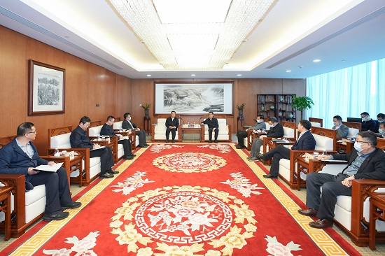 舒印彪鄧建玲會(huì)見哈電集團(tuán)董事長曹志安、總經(jīng)理吳偉章