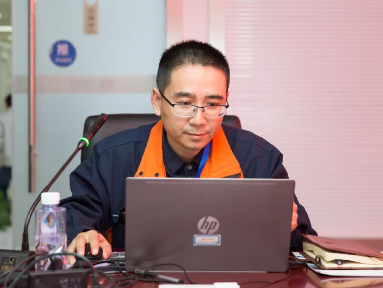 周效峰：半生矢志赴山河，鬢華雖改血仍殷