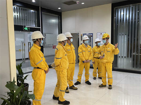 華潤電力南京公司黨委書記、總經(jīng)理薛文順深入化工園項(xiàng)目開展全面調(diào)研指導(dǎo)公司高質(zhì)量發(fā)展