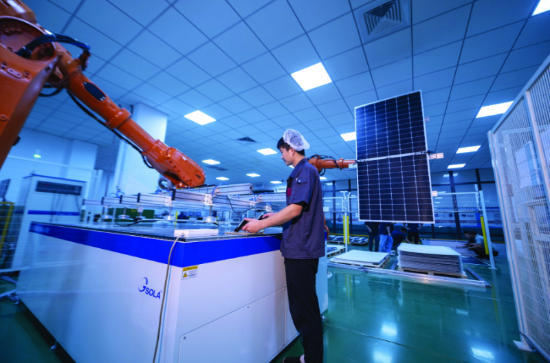 比達65%！光伏產(chǎn)業(yè)走向海內(nèi)外市場