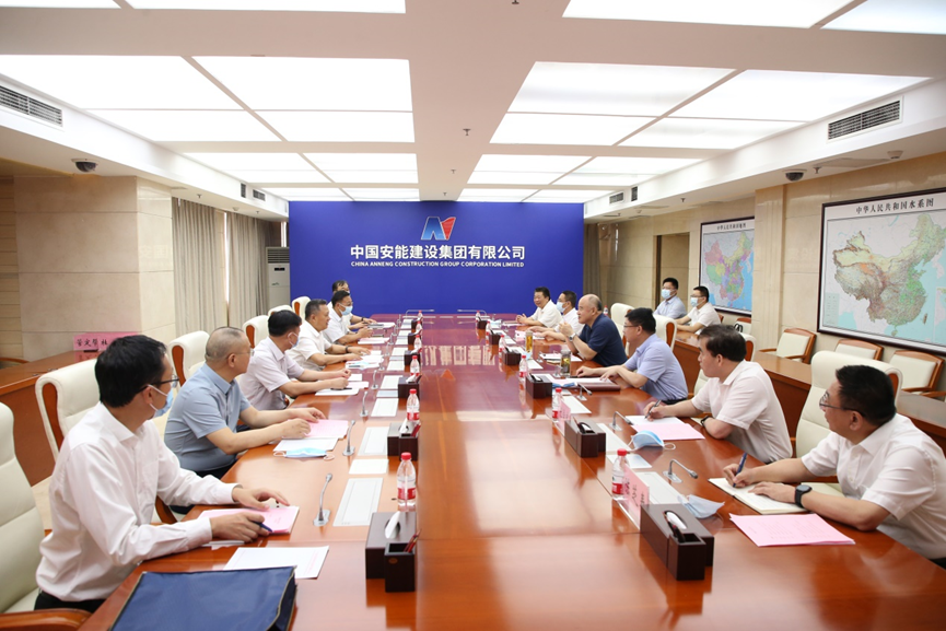 周國平會見中儲糧集團黨組副書記、總經(jīng)理遲京濤