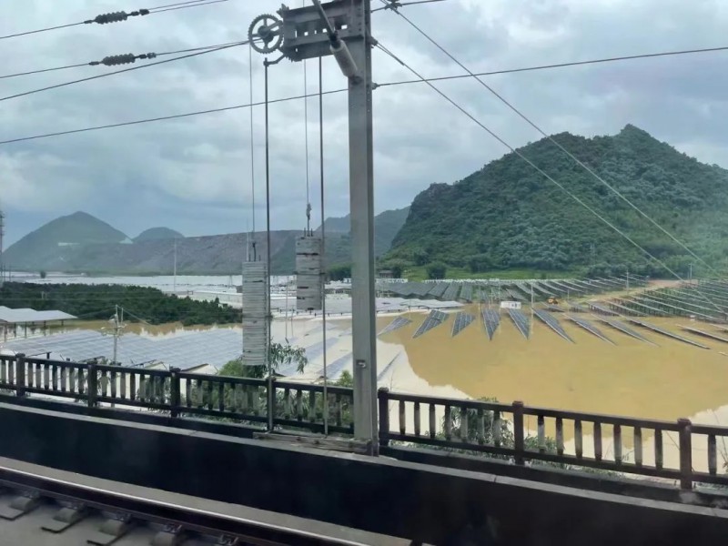 地面電站秒變漂浮電站，又一光伏電站被水淹！