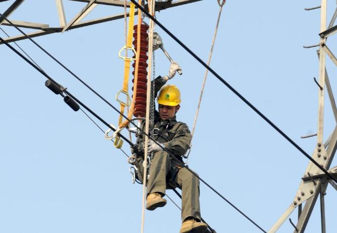 立足一線創(chuàng)新創(chuàng)效——記全國五一勞動獎章獲得者程旭