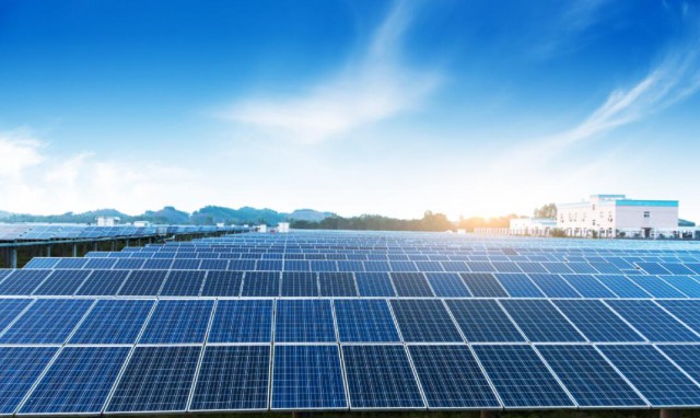 提高利用效率，優(yōu)化資源配置，光伏助力工業(yè)領域碳減排