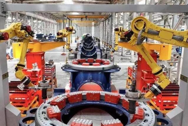 中車(chē)首批新能源產(chǎn)品下線服務(wù)吉林西部風(fēng)電建設(shè)