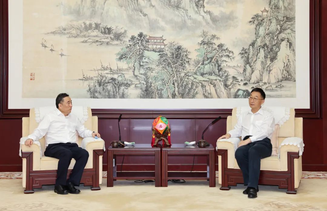 宋海良拜會(huì)廣西壯族自治區(qū)黨委書記劉寧、自治區(qū)主席藍(lán)天立