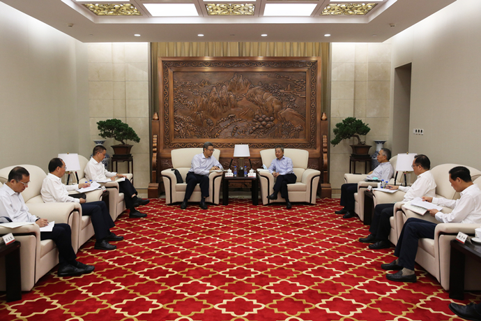 錢(qián)智民拜訪(fǎng)農(nóng)發(fā)行黨委書(shū)記、董事長(zhǎng)錢(qián)文揮