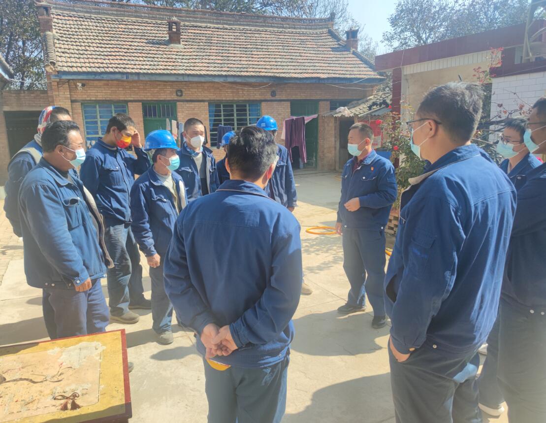 中能建建筑集團(tuán)正寧百萬(wàn)項(xiàng)目部開(kāi)展合作隊(duì)伍租房處疫情防控、用電防火專(zhuān)項(xiàng)檢查