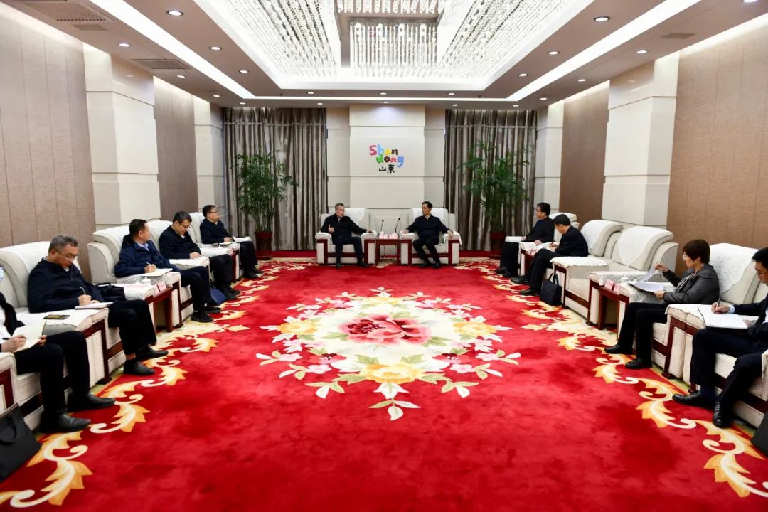 大唐山東發(fā)電公司黨委書記、董事長(zhǎng)趙永力拜會(huì)菏澤市委副書記、市長(zhǎng)張倫