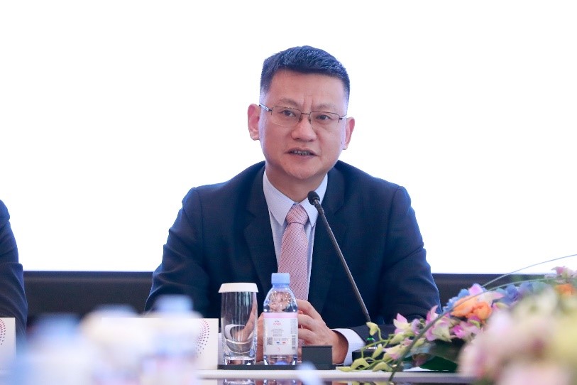 華為李俊風(fēng)：聚焦ICT基礎(chǔ)設(shè)施 打造數(shù)字底座，做機場與軌道行業(yè)數(shù)字化轉(zhuǎn)型同路人