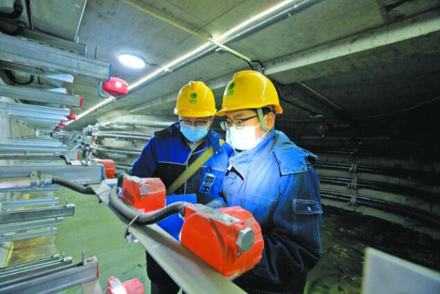 銀川供電公司：“臨近春節(jié)，保障居民安全可靠用電更是頭等大事”