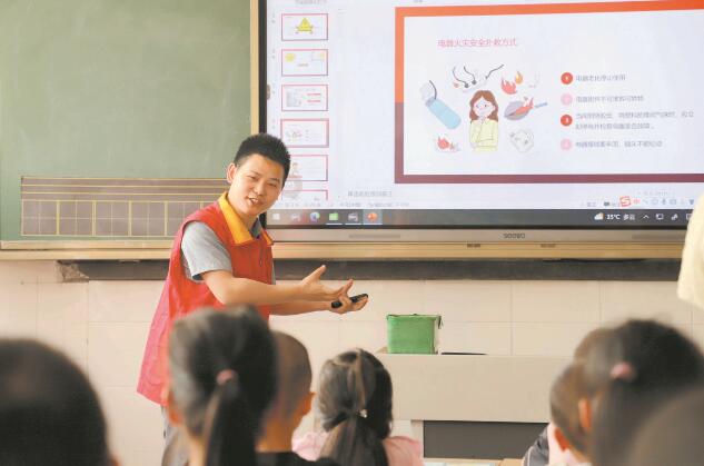 魏錕：用心服務(wù)是起點(diǎn)，客戶滿意是方向