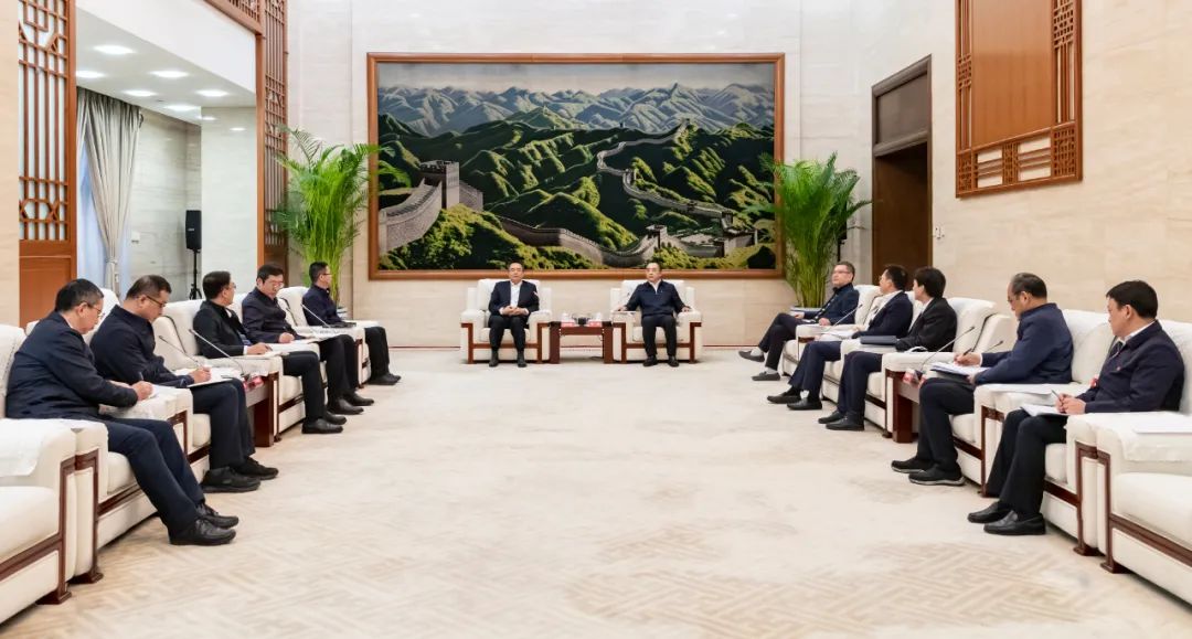 大唐集團(tuán)黨組書記、董事長(zhǎng)鄒磊會(huì)見哈電集團(tuán)黨委書記、董事長(zhǎng)曹志安