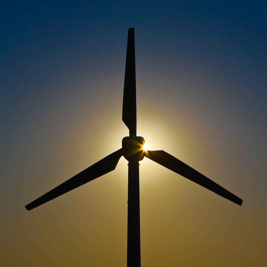 不是競爭關(guān)系，風電會被光伏越甩越遠嗎?