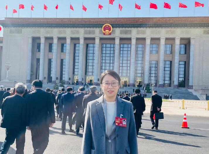 【兩會(huì)好聲音】全國政協(xié)委員周荃：推進(jìn)碳達(dá)峰碳中和，滿足百姓對(duì)高品質(zhì)生活的需求