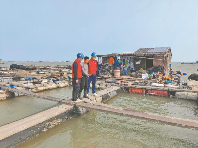 東山縣供電公司傾心服務(wù)“海上牧場(chǎng)”用電