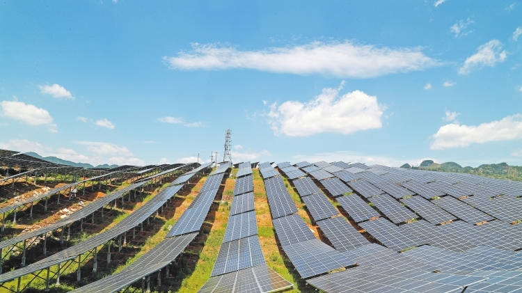 南方電網(wǎng)加快構(gòu)建新型電力系統(tǒng)助力貴州實(shí)現(xiàn)“雙碳”目標(biāo)