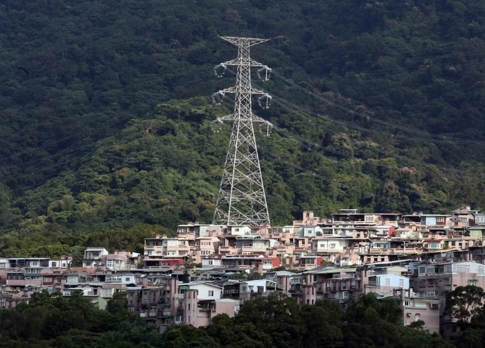 “限溫令”魚目混珠，民進黨當(dāng)局能源政策還能硬拗多久?