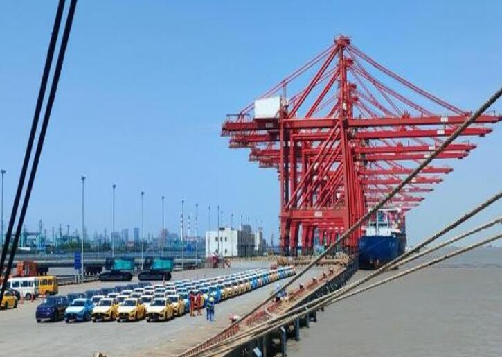 從上?？诎犊粗袊履茉雌嚦龊０聪隆凹铀冁I”