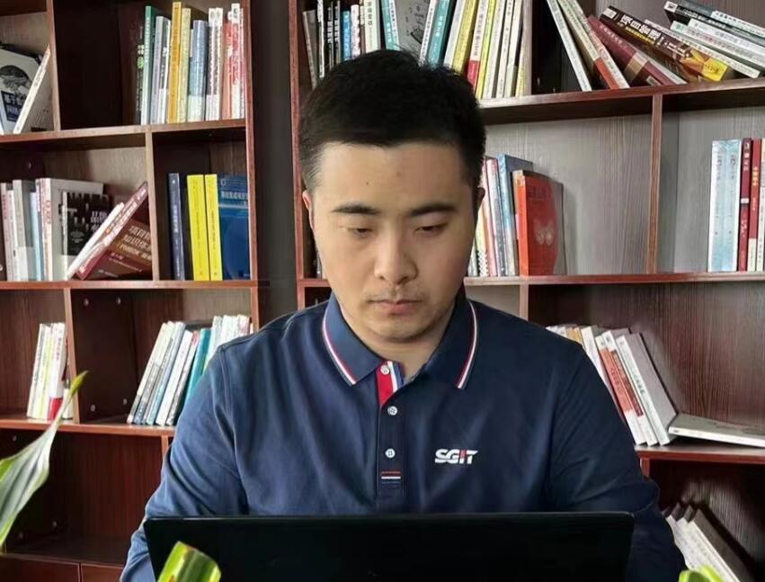 國(guó)家電網(wǎng)公司青年崗位能手許軻：潛心沉淀，厚積薄發(fā)