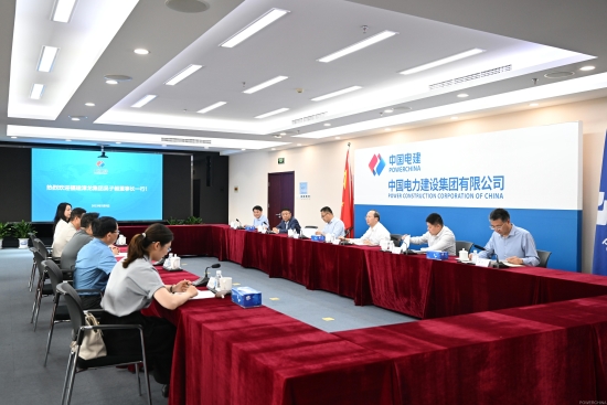 中國電建黨委常委、副總經(jīng)理徐鵬程與漳龍集團(tuán)黨委書記、董事長吳子毅會談