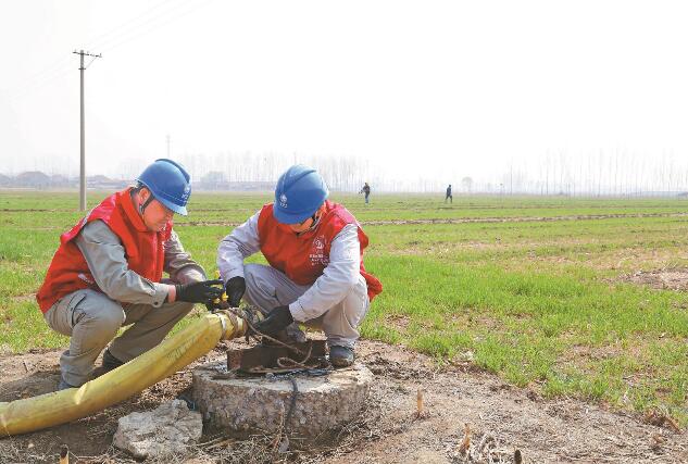 冀北唐山供電公司團(tuán)委強(qiáng)思想磨礪堅毅品格 委重任激發(fā)青春力量