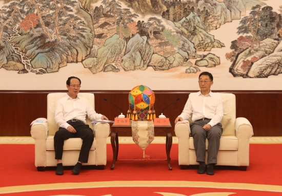 中國(guó)電建黨委書記、董事長(zhǎng)丁焰章拜會(huì)廣西壯族自治區(qū)黨委書記劉寧、自治區(qū)主席藍(lán)天立