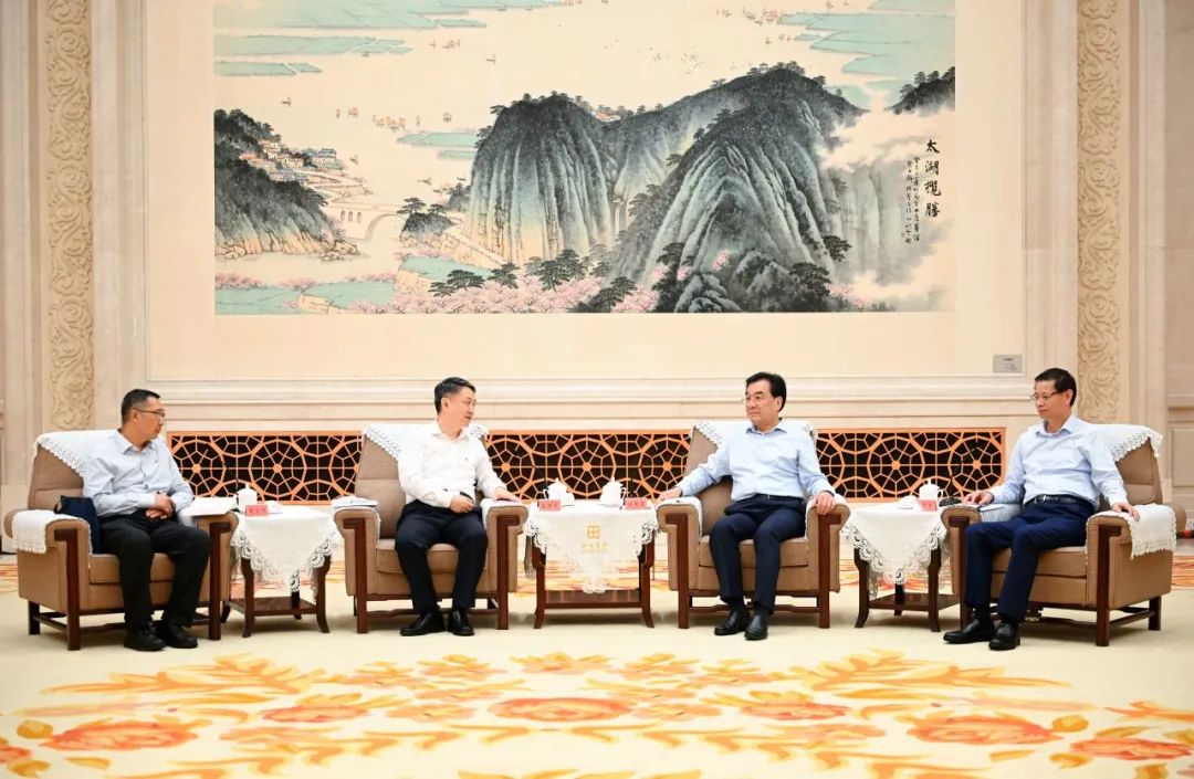 華能集團(tuán)黨組書記、董事長(zhǎng)溫樞剛拜會(huì)江蘇省委書記信長(zhǎng)星、省長(zhǎng)許昆林