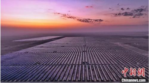 中國能建建成西北首個(gè)光、儲(chǔ)、氫、熱一體化項(xiàng)目!