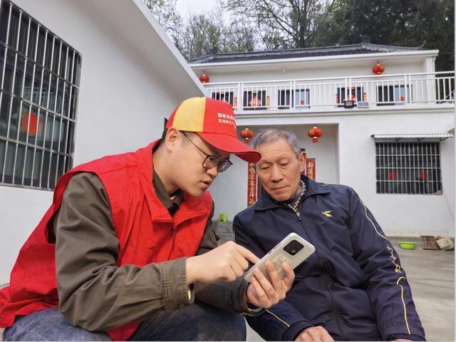 村網(wǎng)共建，讓村里老人生活更方便!