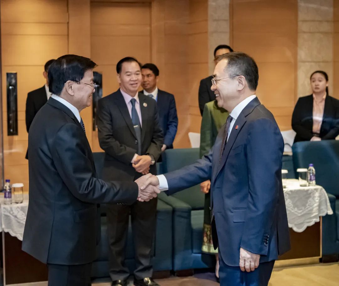 大唐集團黨組書記、董事長鄒磊拜會老撾國家主席通倫·西蘇里