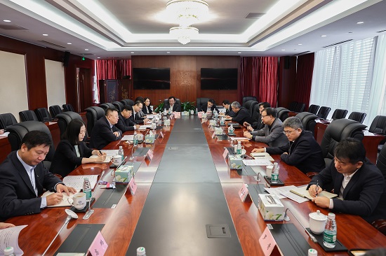 華能集團總經(jīng)理、黨組副書記鄧建玲拜訪中國進出口銀行黨委副書記、行長任生俊