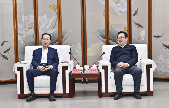 中國電建黨委書記、董事長丁焰章王斌拜會雄安新區(qū)黨工委書記、管委會主任張國華