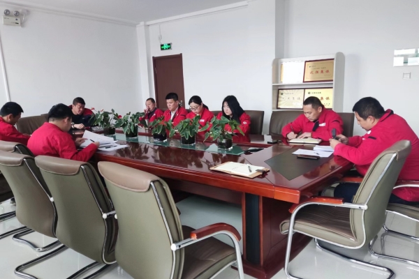 內(nèi)蒙古電力集團(tuán)烏海千里山供電公司：嚴(yán)明紀(jì)律，廉潔過節(jié)