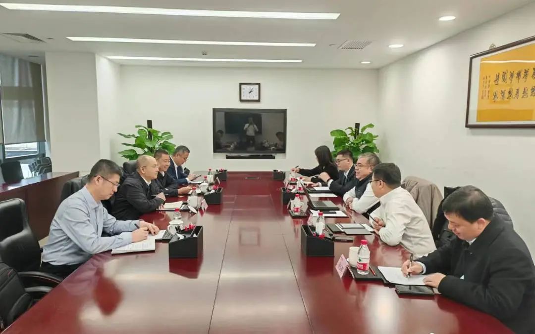 圍繞海上風(fēng)電相關(guān)項(xiàng)目，華電遼寧與中國(guó)中車集團(tuán)會(huì)談！