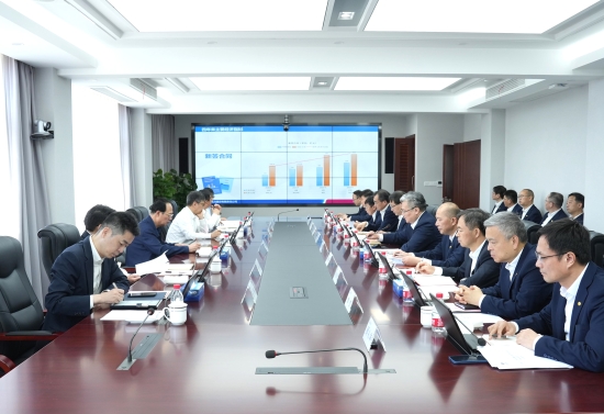 中國(guó)電建黨委書(shū)記、董事長(zhǎng)丁焰章赴上海片區(qū)子企業(yè)調(diào)研指導(dǎo)工作