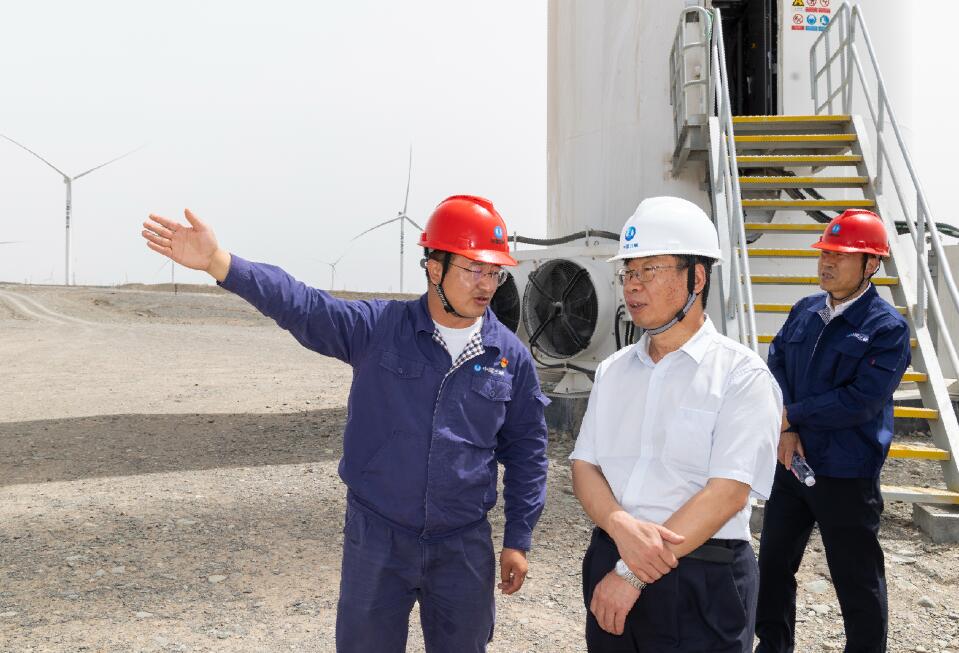 三峽集團董事長、黨組書記劉偉平調(diào)研三峽集團新疆區(qū)域工作