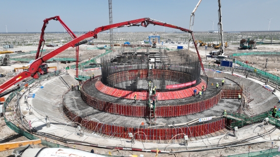 全球緯度最高、東北地區(qū)首座塔式光熱電站完成吸熱塔基礎澆筑