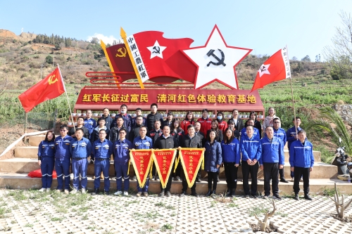 水電十四局滇中引水昆明1標(biāo)黨支部喜獲“中央企業(yè)先進(jìn)基層黨組織”榮譽(yù)稱(chēng)號(hào)